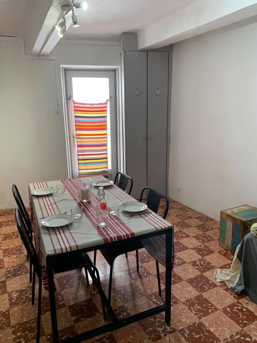 5Rbut1 - Maison Familiale Sur Deux Niveaux En Plein Coeur Du Centre Ville Κολιούρ Εξωτερικό φωτογραφία